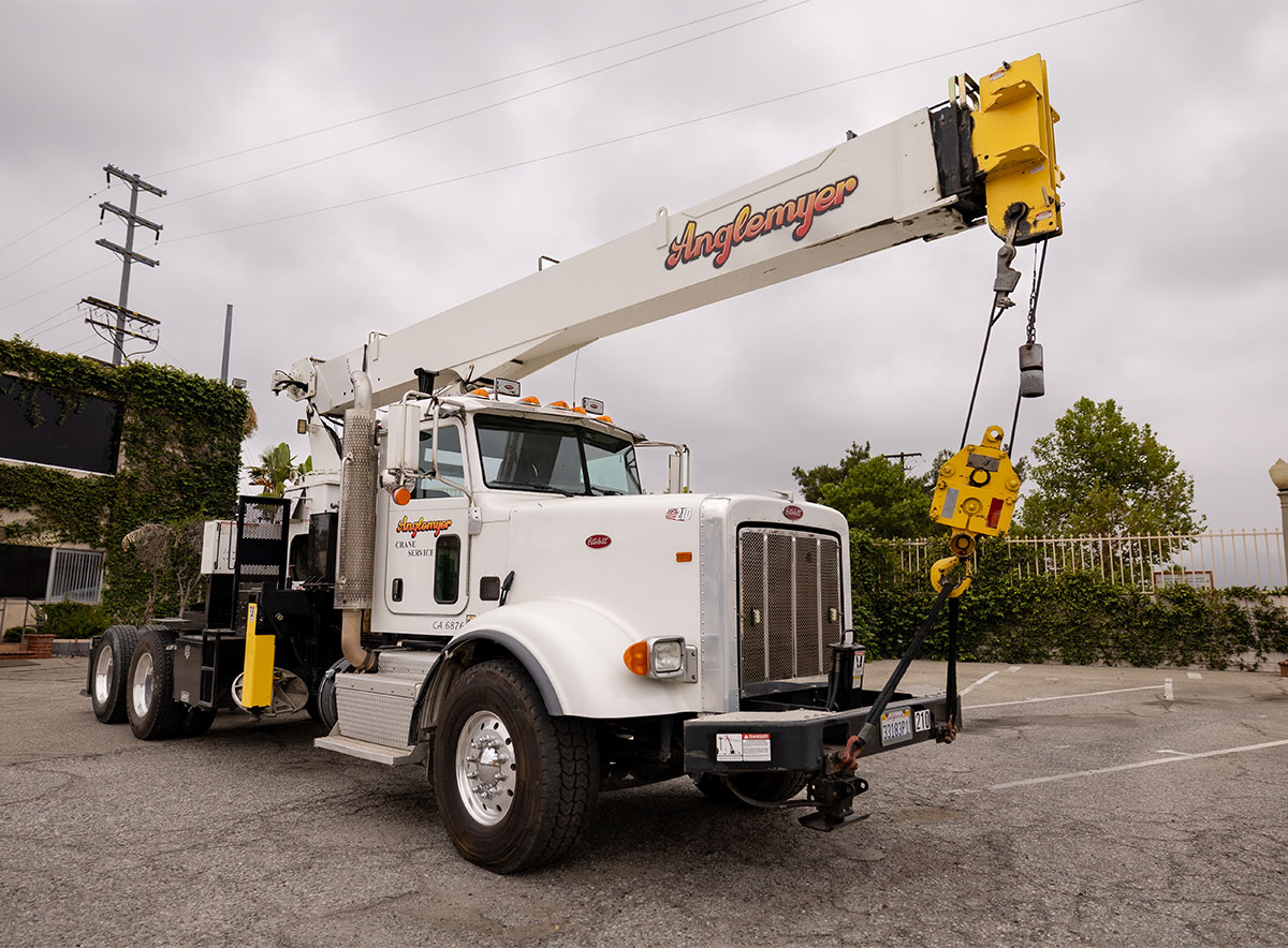 20 Ton Boom Truck