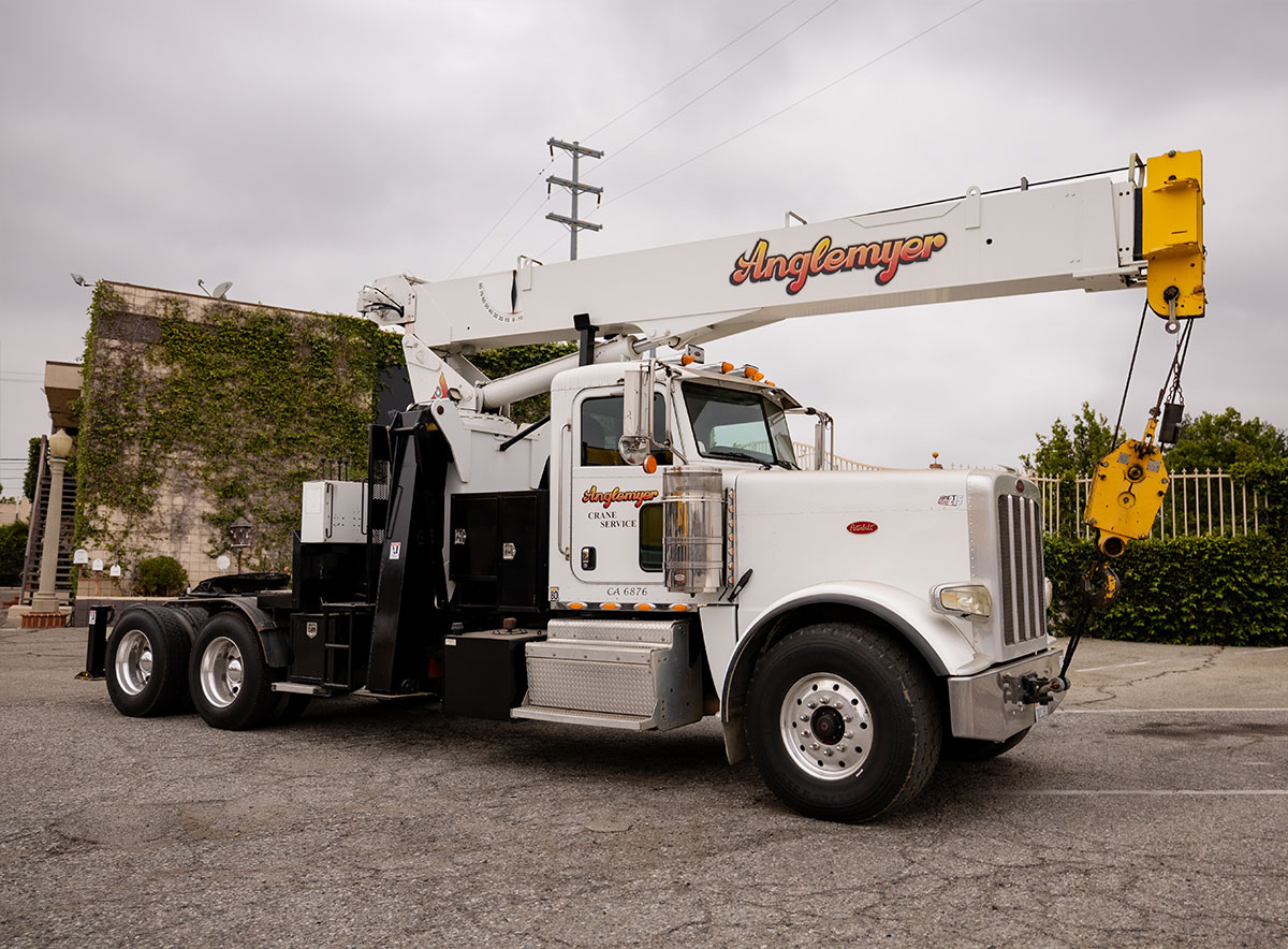 22 Ton Boom Truck